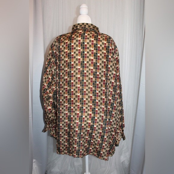 Stunt Collections Blouse - Picture 5 of 6